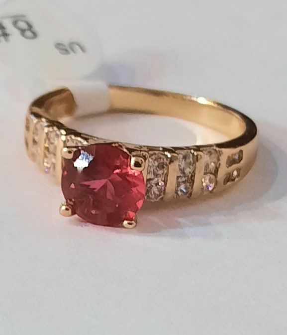 Pink köves gyűrű